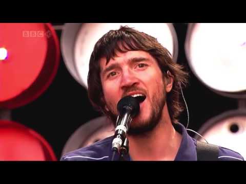 RHCP - Live Earth @ Wembley Stadium (Intro + Can't stop) 2007 (HQ)