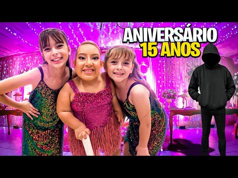 FESTA DE ANIVERSÁRIO 15 ANOS DA MARIA CLARA - MC DIVERTIDA - E O ESTRANHO INVADIU