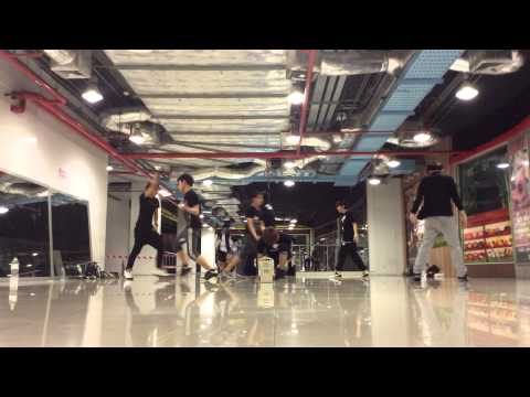 Nicholas cover Infinite - Destiny dance practice (First clip)