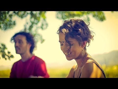 Qué Bonito - Alberto Rojo