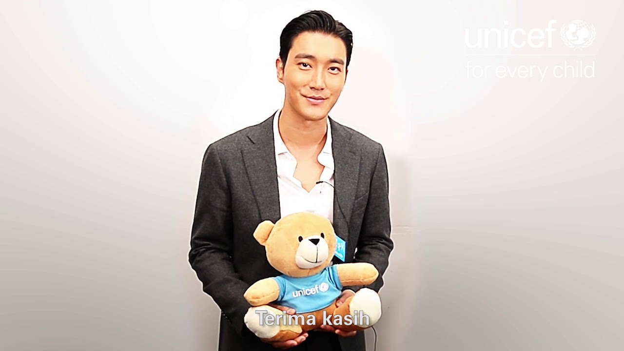 Choi Siwon - UNICEF Korea's Goodwill Ambassador with UNICEF Indonesia