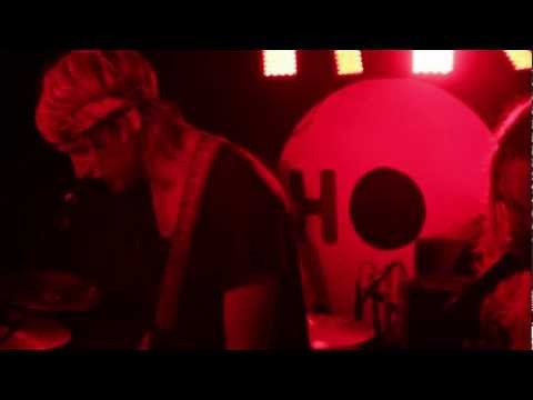 Go Go Berlin - Shoot The Night