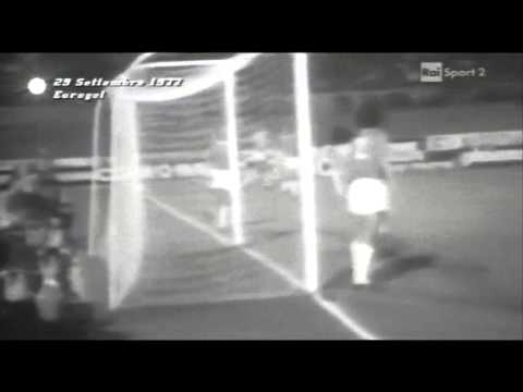 1977 (September 28) Juventus (Italy) 2-Omonia Nicosia (Cyprus) 0 (Champions Cup).wmv