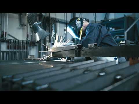 Production and fitters behind the sustainable MATADOR walls UK