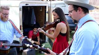 Flatt Lonesome Warming Up