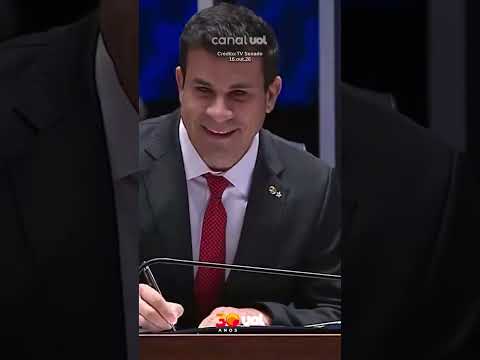 Congresso promulga aposentadoria especial para agentes de saúde em cerimônia com Lula