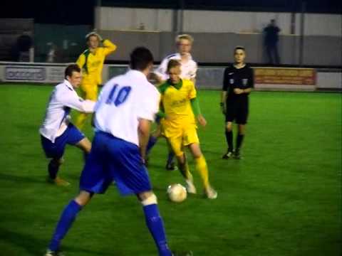 HITCHIN TOWN U18S V ENFIELD TOWN U18s - FA YOUTH CUP 2015