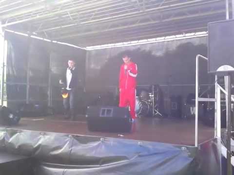 [Live Performance @SummerfieldPark] Fy Rourky - Get The Drinks In