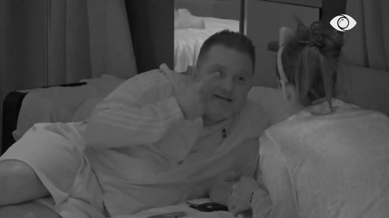 “Ti je e njëjta Erjolë për mua”/ Vijon diskutimi mes Julit dhe Erjolës: Mund të them dhe unë...