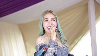 Download lagu RESTI TIWTIW - MAMA AKU INGIN PULANG @DADO MUSIC mp3