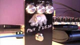Video thumbnail for Skreddy Pink Flesh - Bass by bassfuzzcom