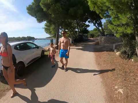 Šetnjica od plaže Slanica do plaže Podvrške