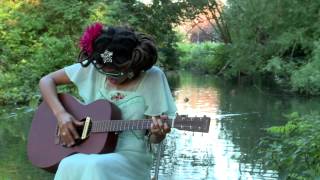 Valerie June Exclusive performance