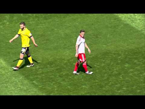 Blades v Scunthorpe - match action