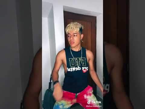 Elver Sánchez bailando su Canción