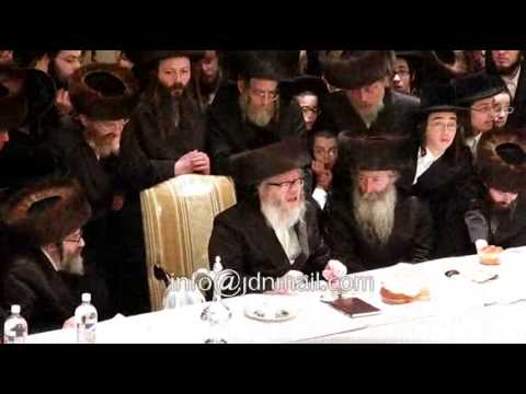Buhush Rebbe In Williamsburg - Iyar 5773