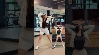 Download lagu [MIRRORED] LISA - NEW WOMAN feat. Rosalía #NewWomanChallenge mp3