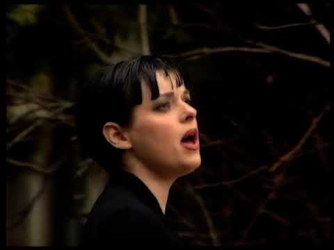 Renata Sabljak - I kako sada ići dalje (Dora 1999) music video