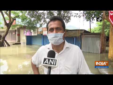 印度、尼泊爾鬧洪患 至少189死近400萬無家可歸-影片來源：IndiaTV(共2則)-1