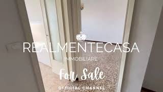 3 locali di 90 mq ca con cantina e garage. Ultimo piano con ascensore.