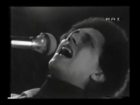Gianni Bella - Non si può morire dentro (Festivalbar 1976)