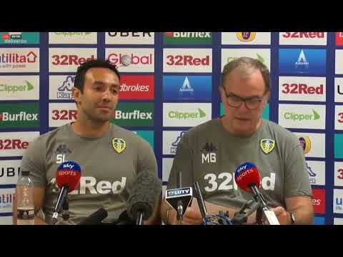 Marcelo Bielsa hablando en inglés