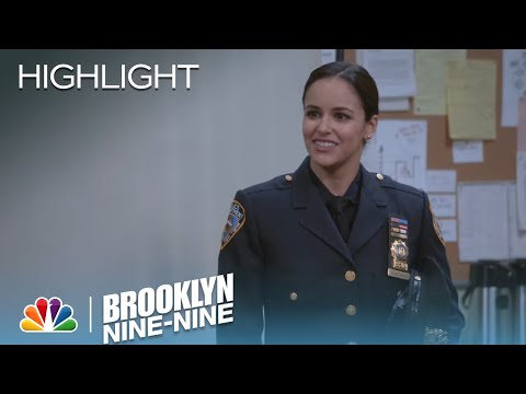 Brooklyn Nine-Nine - Amy Has to Be Fun, but Not Too Fun (Episode Highlight)
