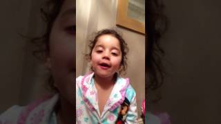 Harper's sister Autumn singing Trolls song!