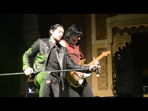 "Man on the Silver Mountain" Walter Giardino Temple Ft Ronnie Romero