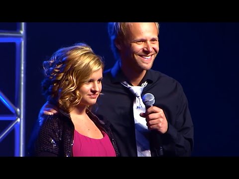 The NELONS- "How AUTUMN Joined The Group" VERY CUTE! GMNashville Celebration (Recorded LIVE@Gaylord)