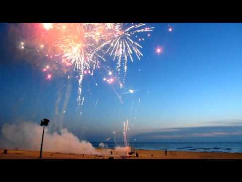 Vuurwerkshow Kijkduin/Den Haag 13-7-2013 WK Cross Triathlon