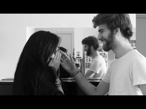 video thumnail