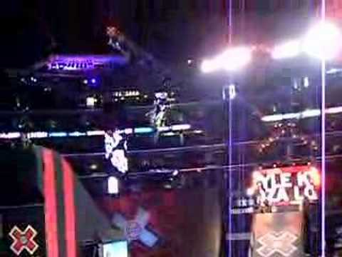 Kyle Loza "Sit and Spin" or "Volt?"