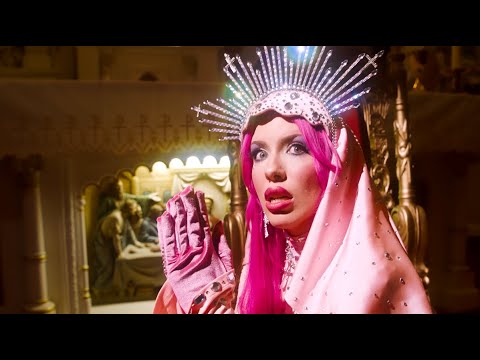 Passionfruit - Lyrics - Chrissy Chlapecka | LETRASBOOM.COM