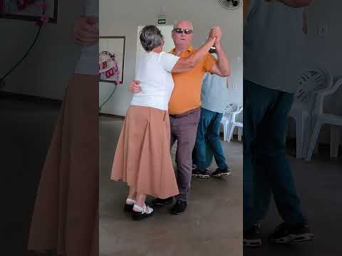 Segundo  baile em Mamborê Paraná fazendo Sucesso veja e comente  27/1/2026