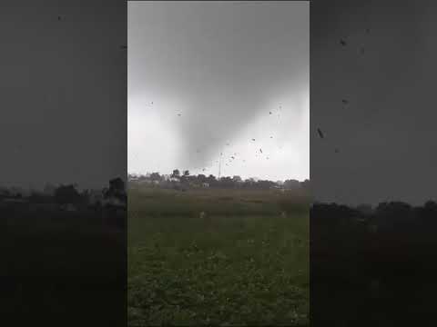 Fuerte tornado en Los Arabos, Matanzas, Cuba