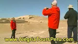 preview picture of video 'Tour pyramids Cahuachi and Sanboard in Nazca'
