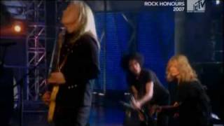 Alice In Chains & Gretchen Wilson Feat  Nancy Wilson   Barracuda Heart Cover Live   VH1 Rock Honours 2007