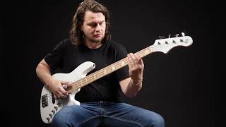 Video thumbnail for Cort Elrick NJS 4 White - Slap Sound by Gregor Fris