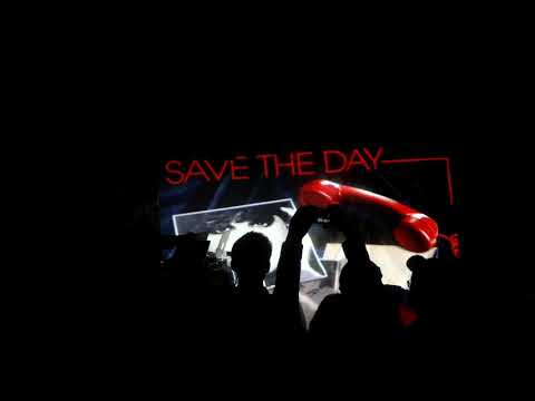 College "Save The Day"