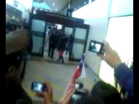 Chile airport - Super Junior Davichi and After School