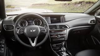 2018 INFINITI QX30 - Vehicle Information Display