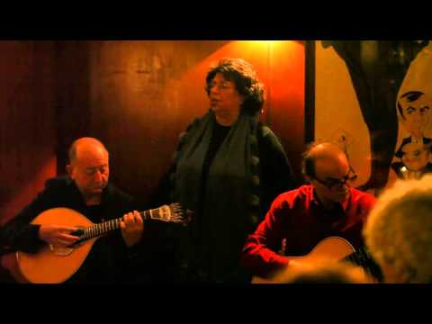 Manuela Cavaco - Fado Antigo (Meia-noite antigo)