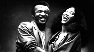 Baby I&#39;m Scared Of You - Womack &amp; Womack  (1983)