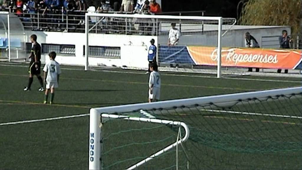 CF REPESENSES x O CRASTO SUB10 4-0