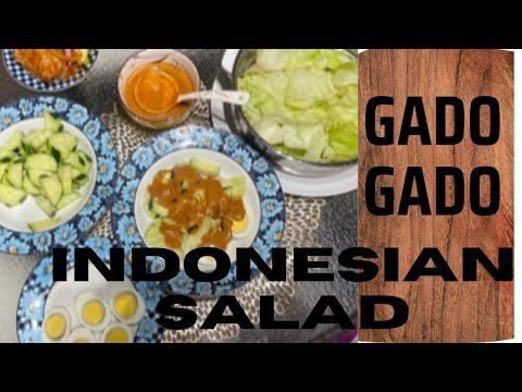 Gado Gado - a plant-based Indonesia salad with heavenly creamy peanut sauce!