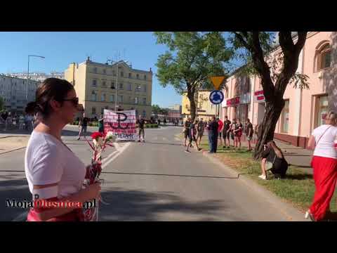 01.08.2020 - Oleśnica - przyśpiewka uczestników jednej z uroczystości