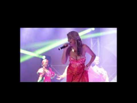 Le canzoni di Marcela Ocampo a ritmo latino con Leila in Marocco