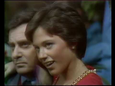 Dorothy Hamill - 1975 World Figure Skating Championship FS