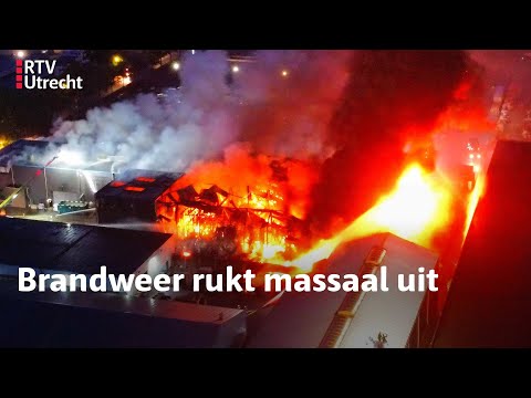 Enorme brand bij veevoederbedrijf Veenendaal | RTV Utrecht